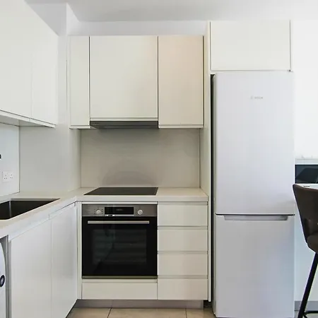 Phaedrus Living - Seaside Executive Flat Harbour 203 Appartamento Paphos