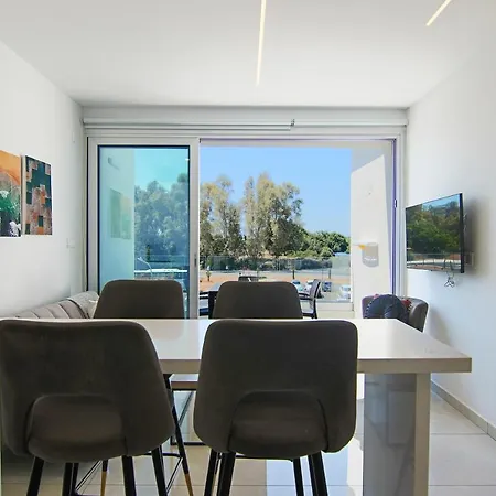 Apartment Phaedrus Living - Seaside Executive Flat Harbour 203 *