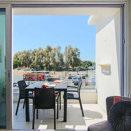 Apartment Phaedrus Living - Seaside Executive Flat Harbour 203 *
